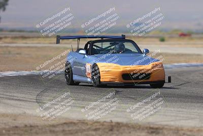 media/Sep-20-2025-Extreme Speed (Sat) [[1fcc23683c]]/Orange (Mid Intermediate)/Session 2 (Sunrise)/